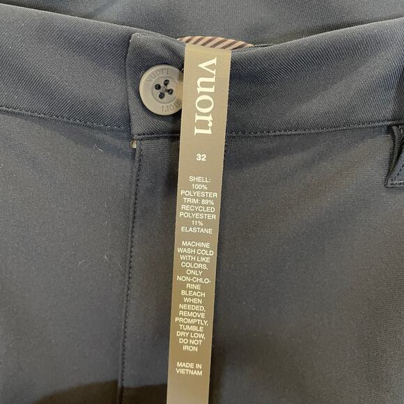 Vuori Mens Meta Shorts 8" Ink Navy Blue Technical Athleisure NWT 32 - Picture 4 of 5